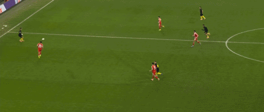 世界杯直播入口合集-金玟哉谈红牌：我确实拉拽了对手，这是一次犯规